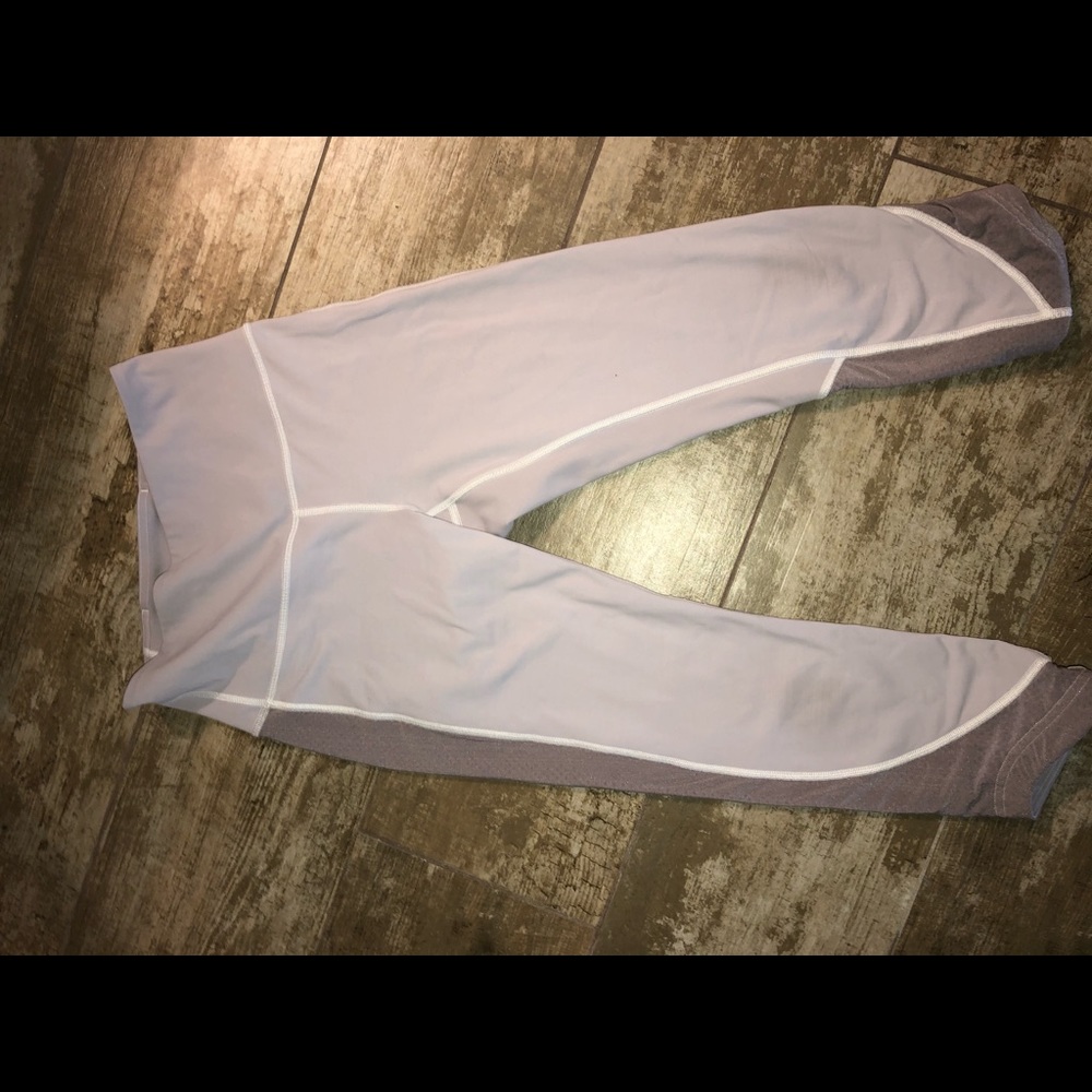 Lululemon workout capris